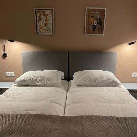 Hotel B&B Sint-Maria Next Door ファルケンブルフ エクステリア 写真
