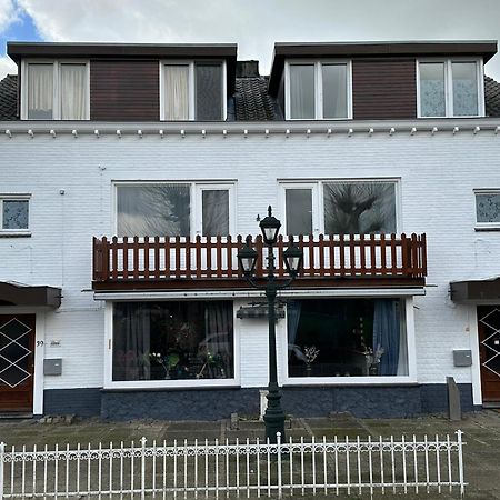 Hotel B&B Sint-Maria Next Door ファルケンブルフ エクステリア 写真