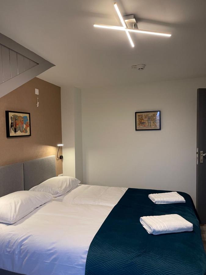Hotel B&B Sint-Maria Next Door ファルケンブルフ エクステリア 写真