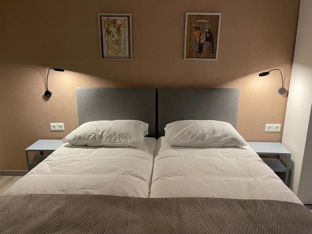 Hotel B&B Sint-Maria Next Door ファルケンブルフ エクステリア 写真